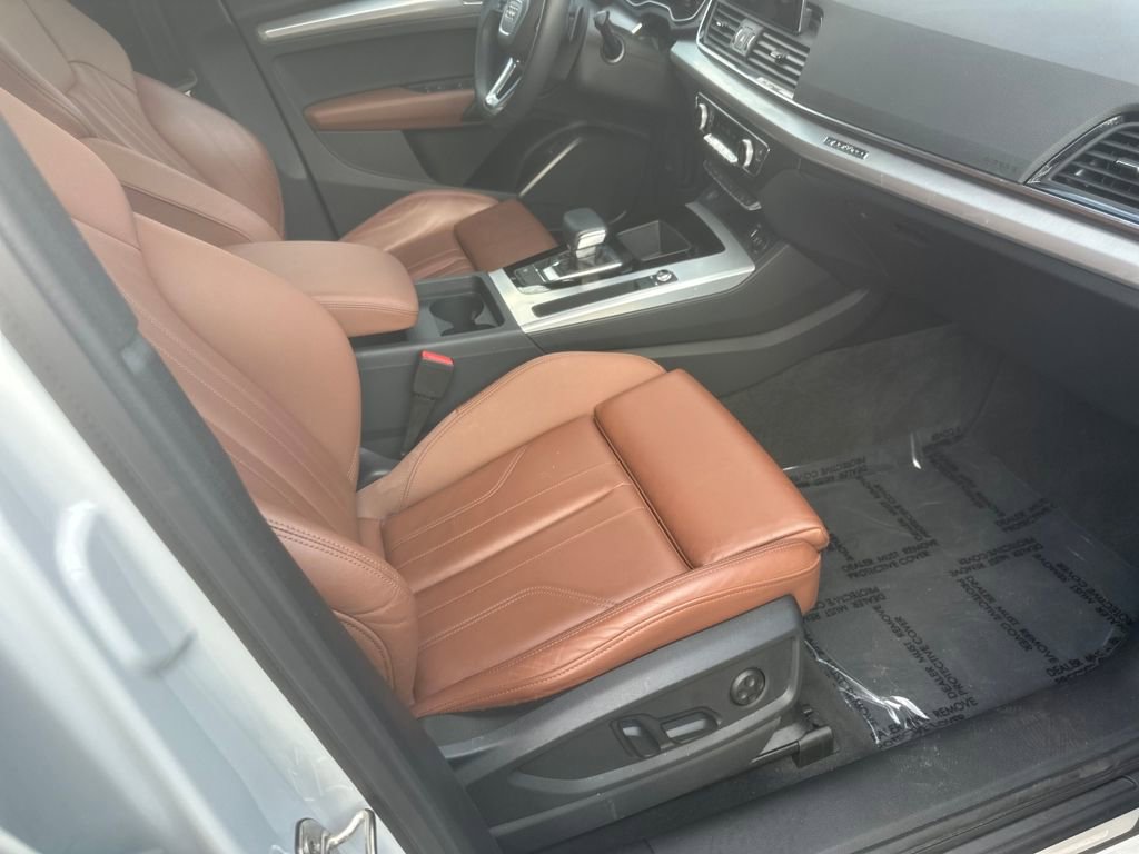 Used 2025 Audi Q5 2.0T Premium image 30