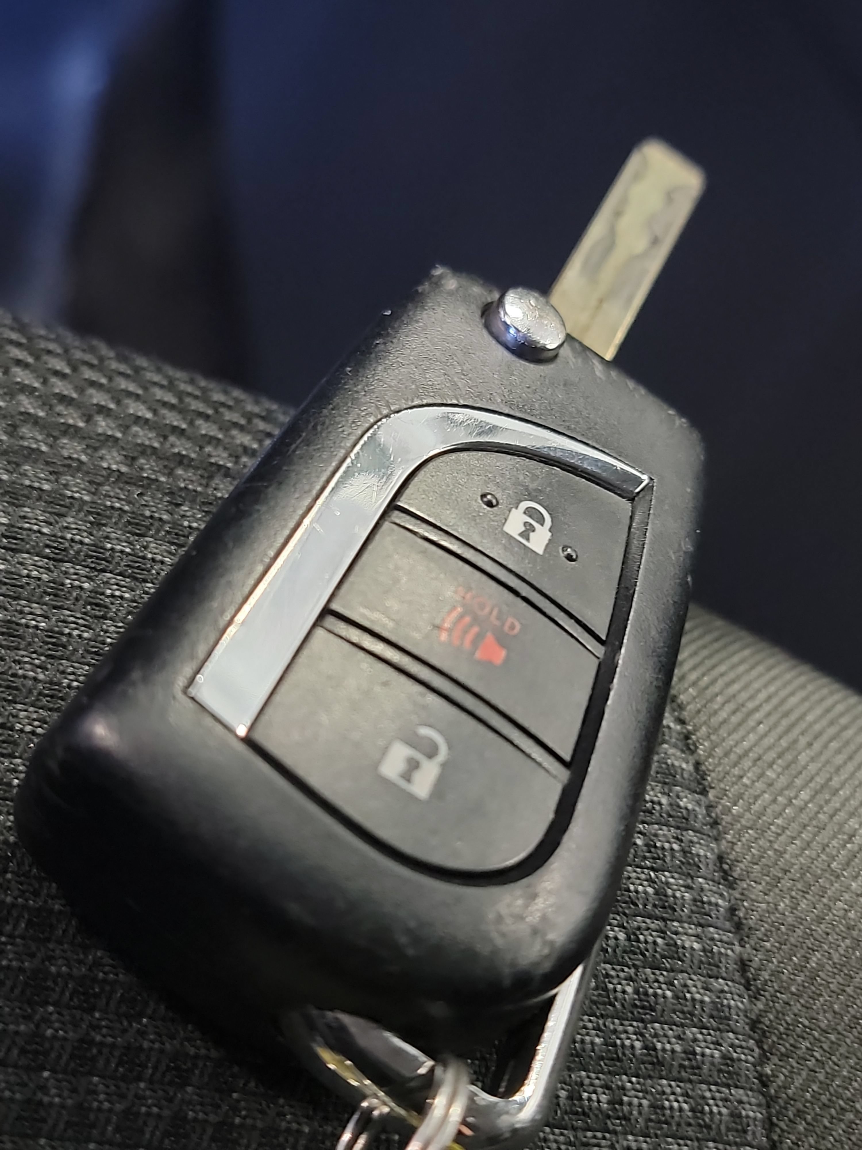 Used 2025 Toyota RAV4 LE AWD/4WD image 31