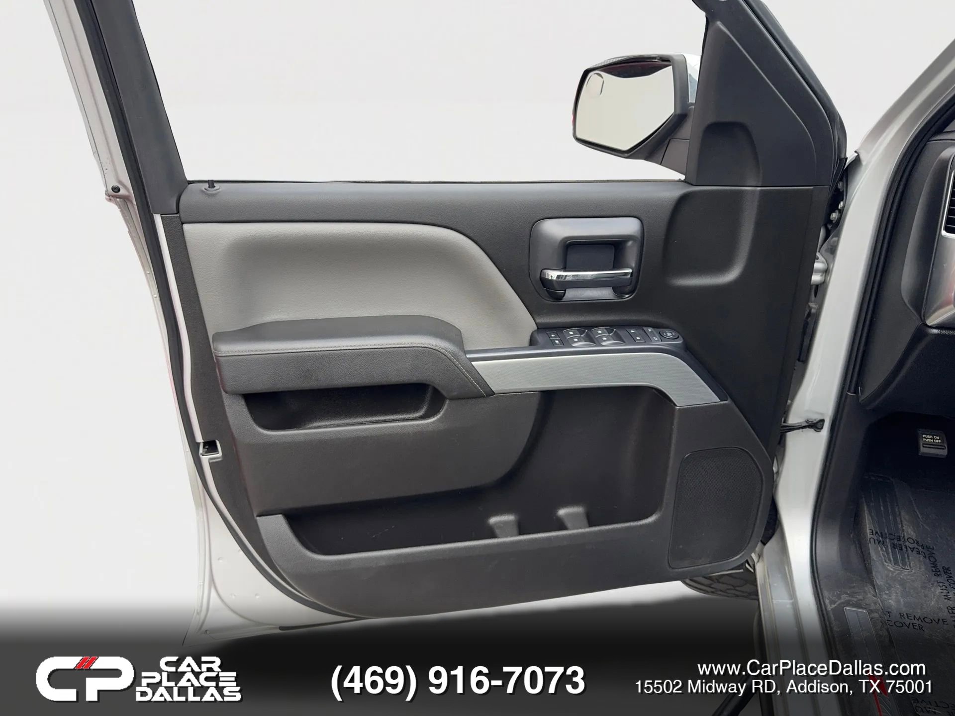 Used 2018 Chevrolet Silverado 1500 LT w/ Texas Edition AWD/4WD image 16