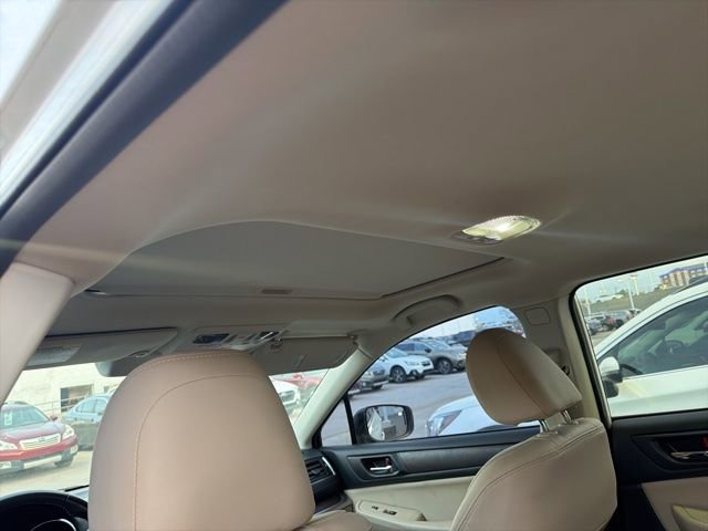 Used 2019 Subaru Outback 3.6R Limited w/ Popular Package #2 image 11