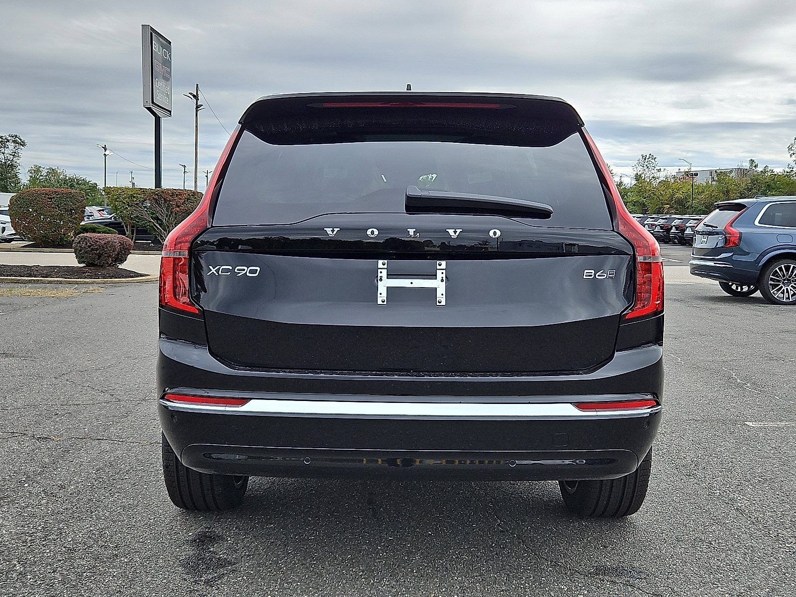 New 2026 Volvo XC90 B6 Ultra image 5