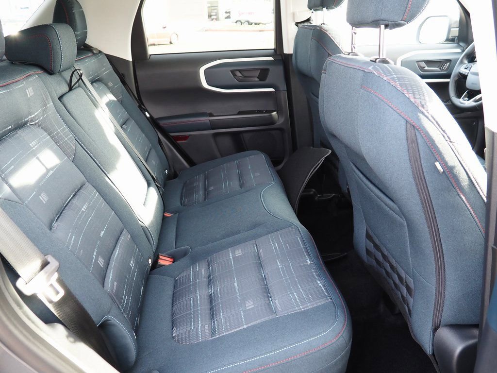 New 2025 Ford Bronco Sport Heritage w/ Convenience Package image 9