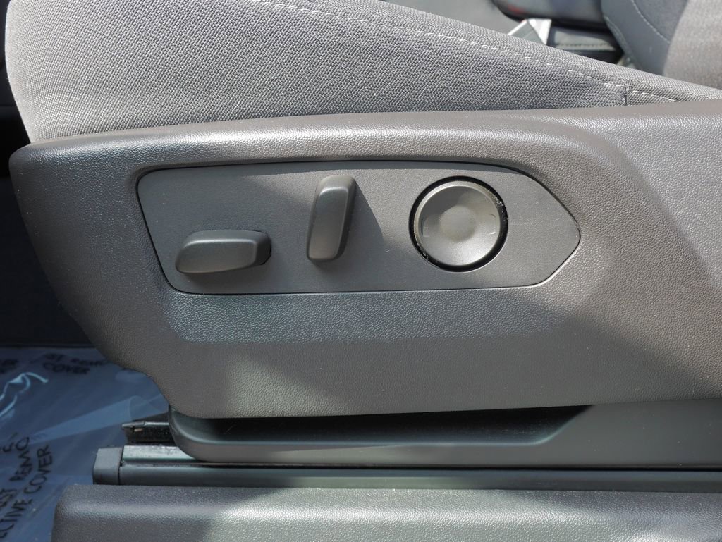 Used 2024 Chevrolet Silverado 1500 Custom w/ LPO, Dark Essentials Package image 20