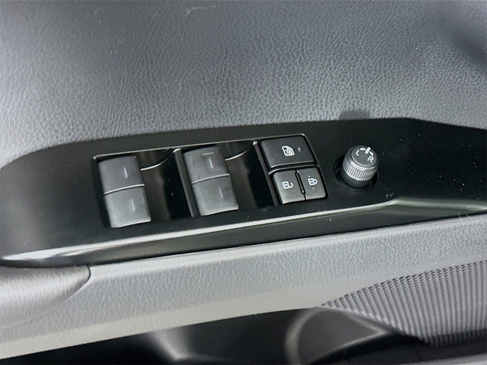 New 2026 Toyota Camry SE image 18