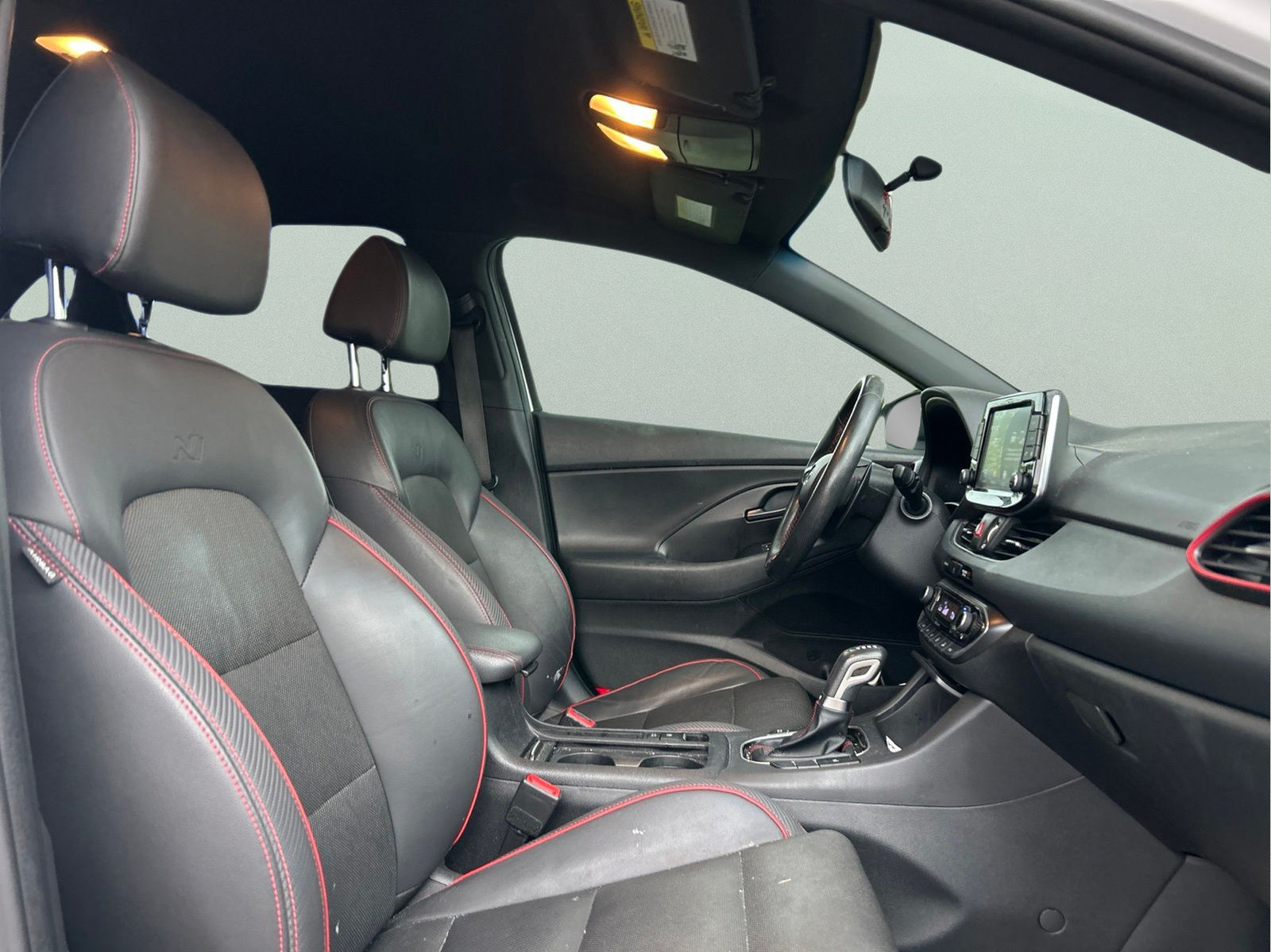 Used 2019 Hyundai Elantra GT N Line FWD image 12