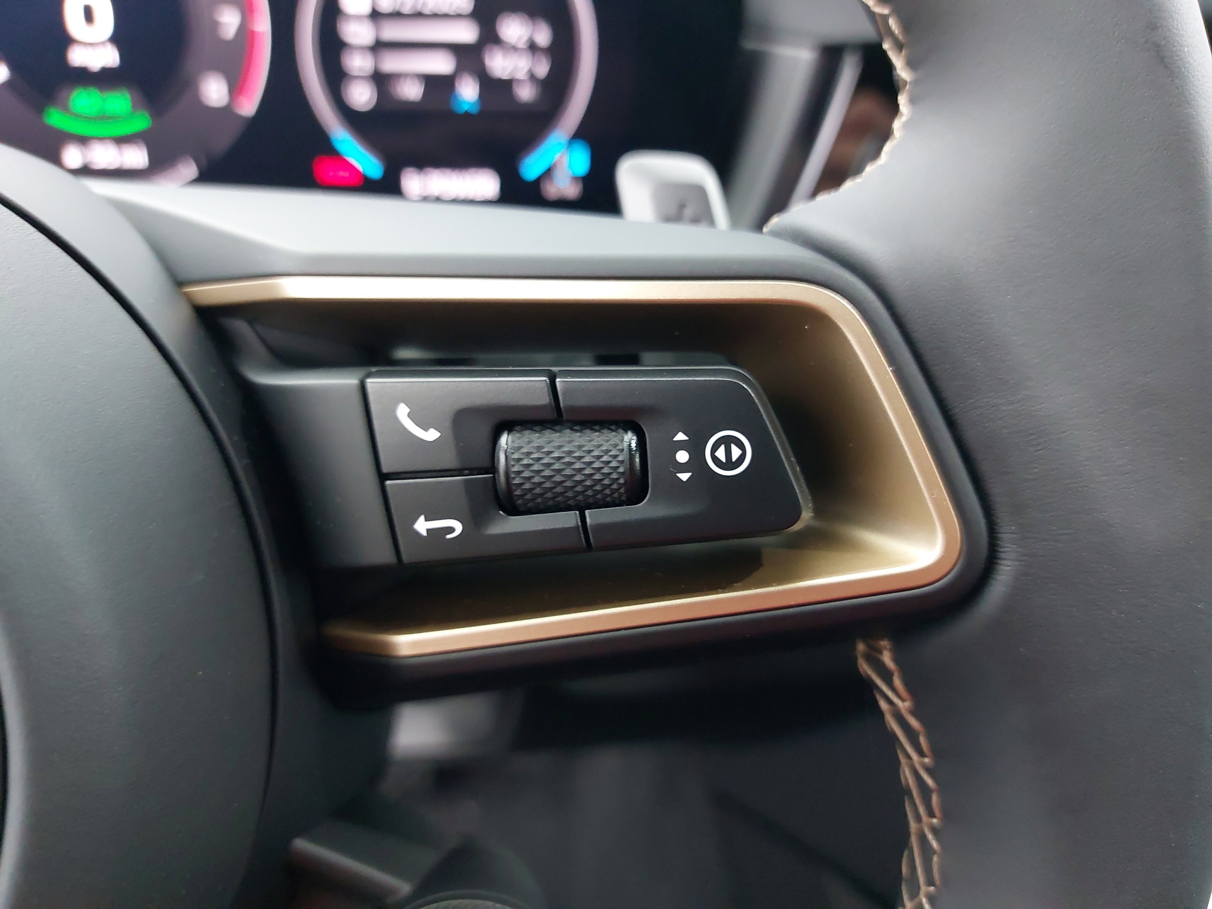 New 2025 Porsche Cayenne E-Hybrid image 20
