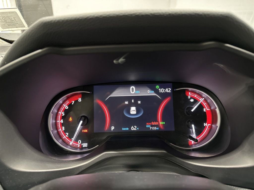 Used 2024 Toyota RAV4 XLE image 9