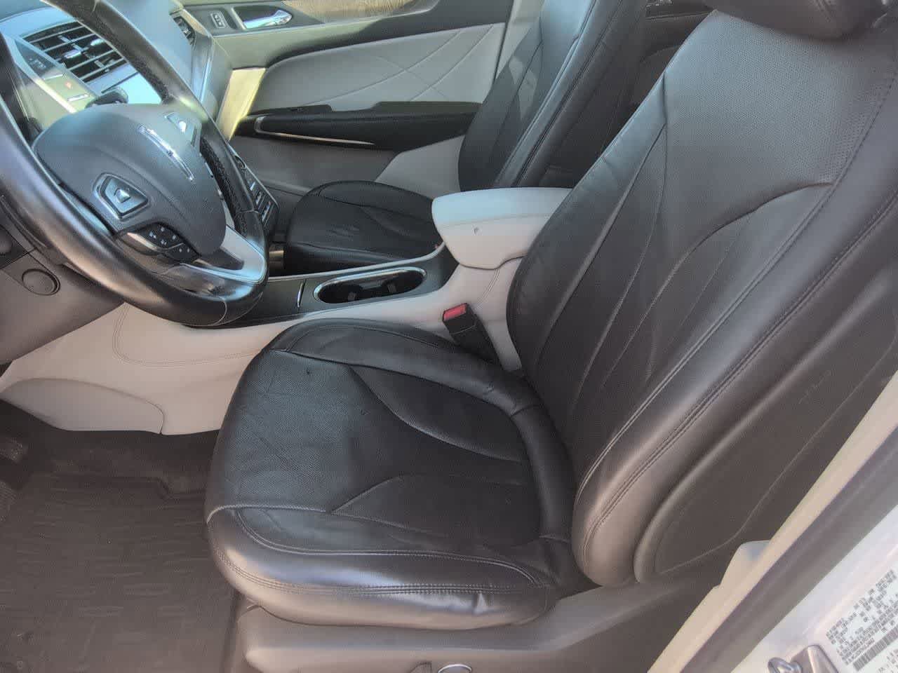 Used 2017 Lincoln MKC Reserve AWD/4WD image 16