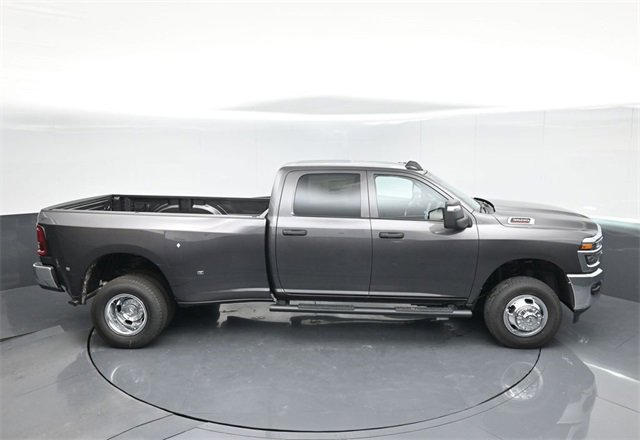 New 2026 RAM 3500 Tradesman image 40