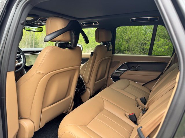 New 2026 Land Rover Range Rover SE AWD/4WD image 13