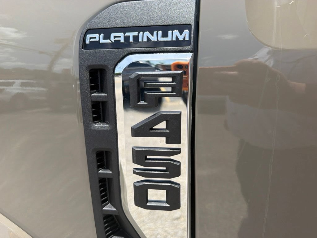 New 2026 Ford F450 Platinum w/ Platinum Plus Package AWD/4WD image 7
