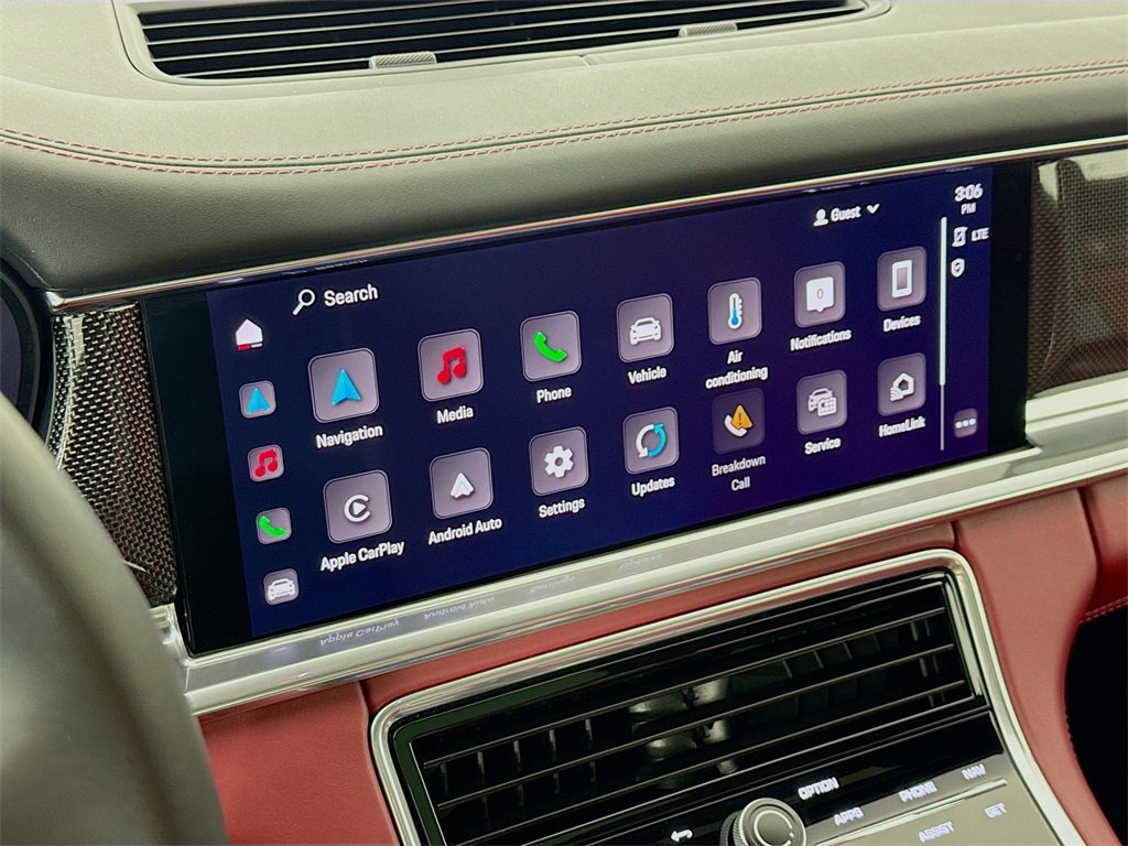 Certified 2023 Porsche Panamera image 18