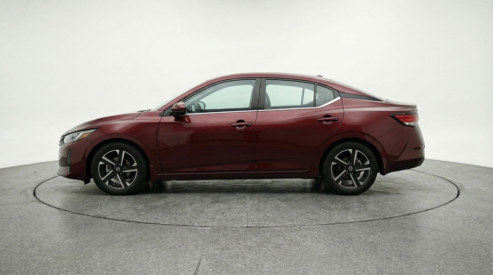 Used 2025 Nissan Sentra SV FWD image 5