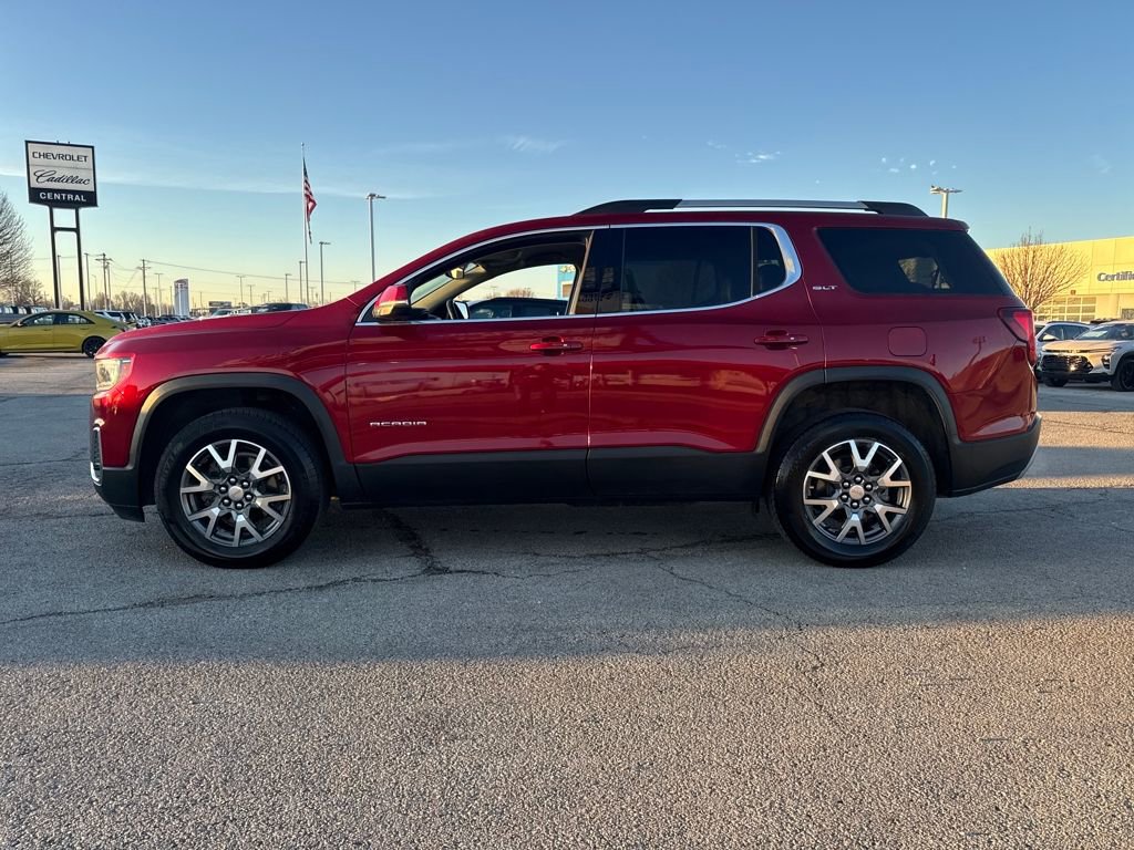 Used 2023 GMC Acadia SLT image 3