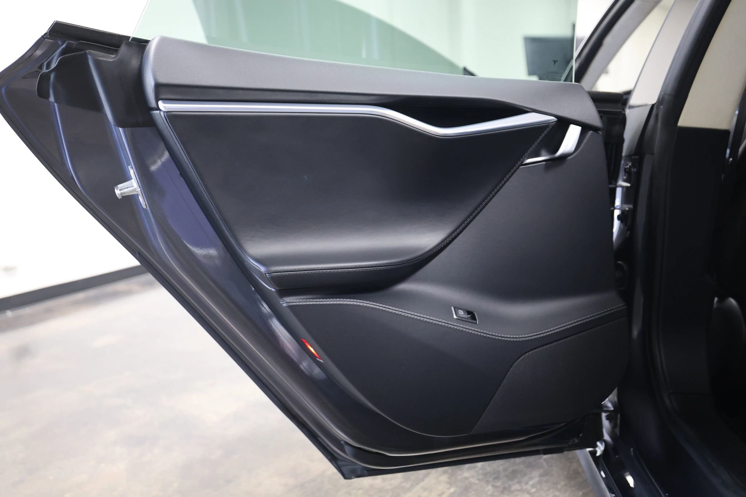 Used 2015 Tesla Model S P85D AWD/4WD image 46