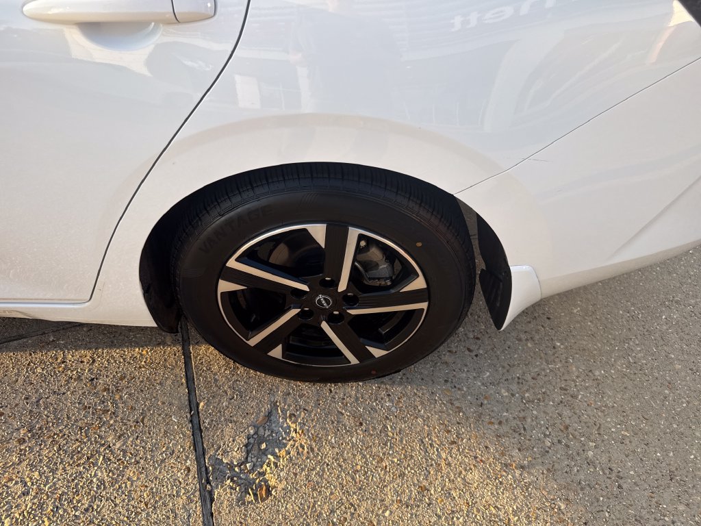 Used 2024 Nissan Sentra SV FWD image 24