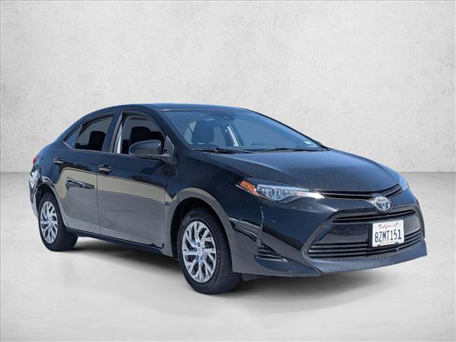 Used 2019 Toyota Corolla LE image 3