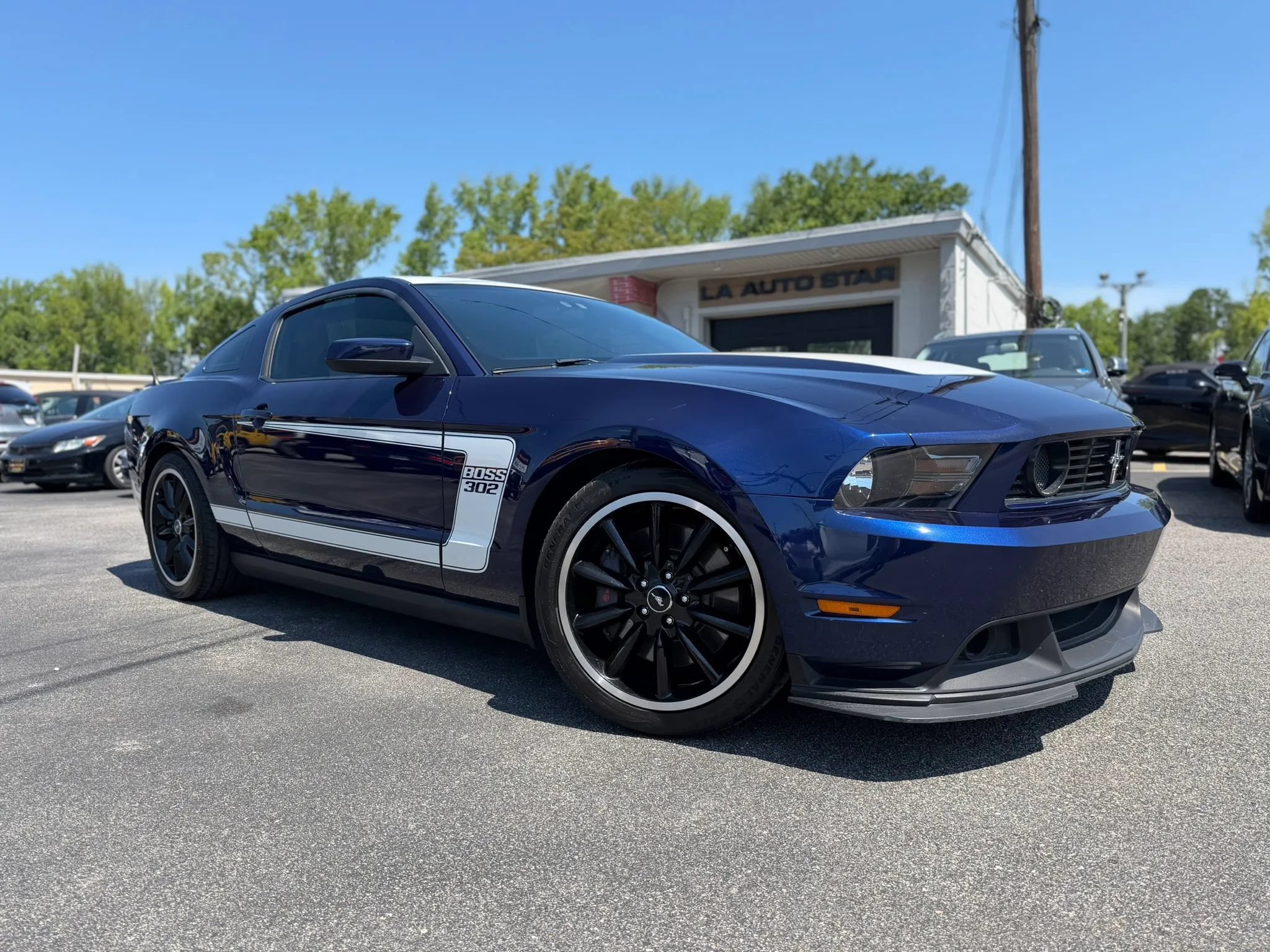 Used 2012 Ford Mustang Boss 302 w/ Boss 302 Accessory Pkg RWD image 1