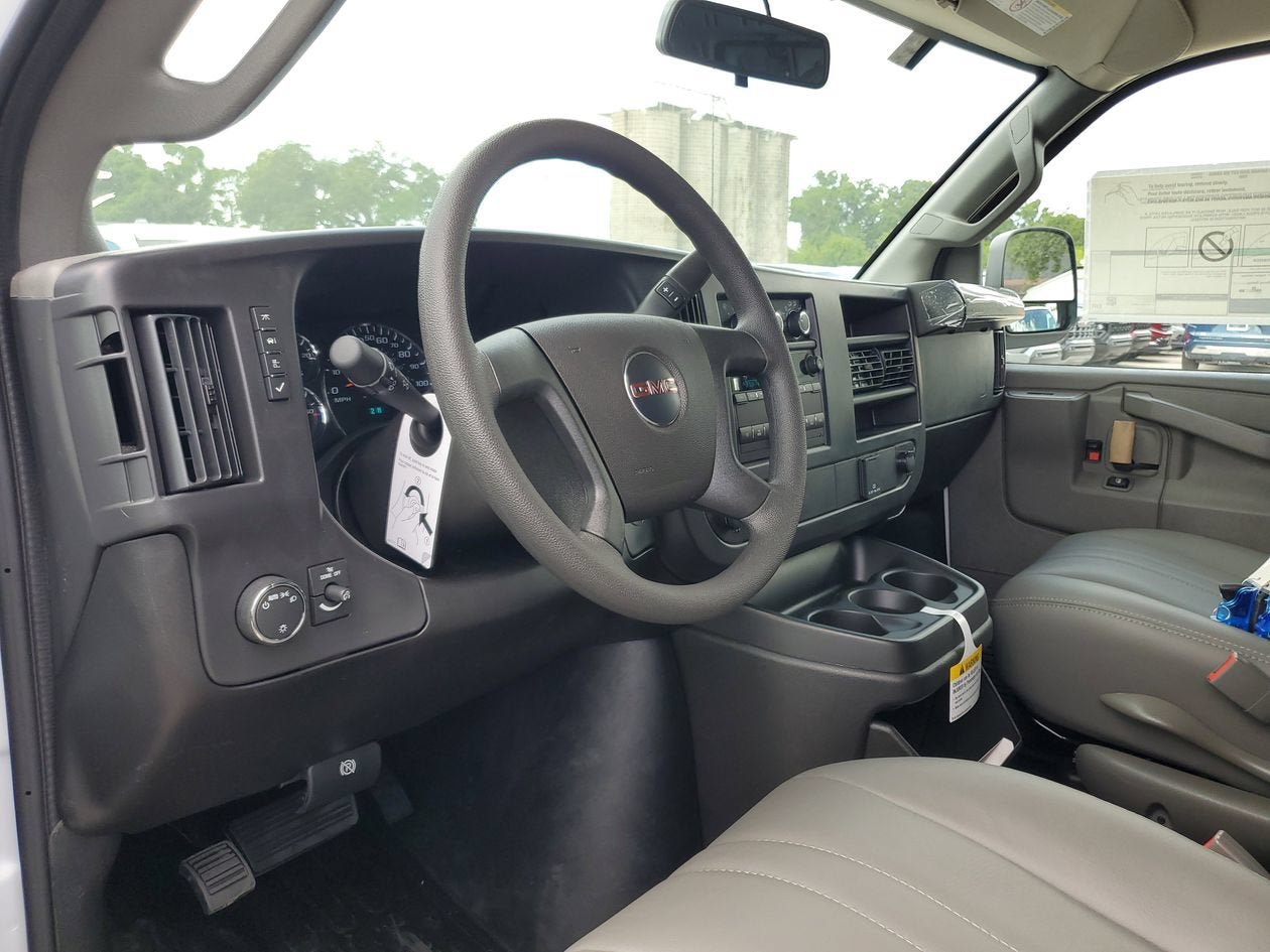 New 2026 GMC Savana 2500 Extended RWD image 19
