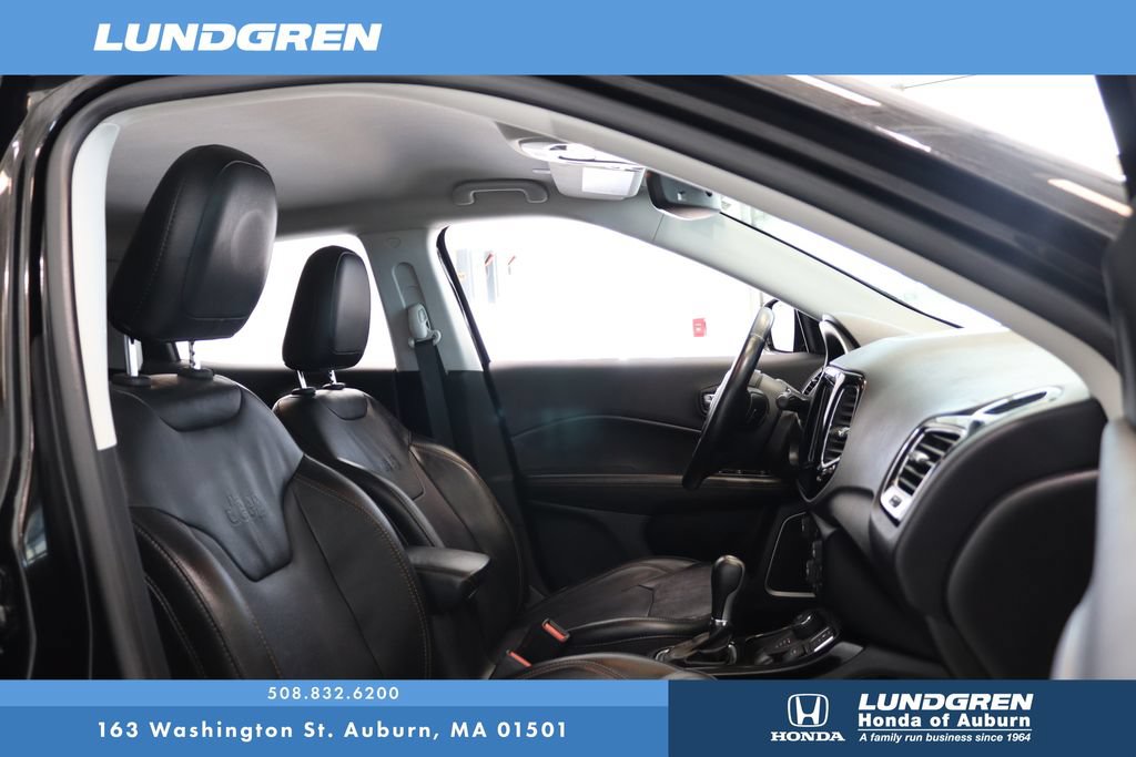 Used 2020 Jeep Compass Limited AWD/4WD image 16