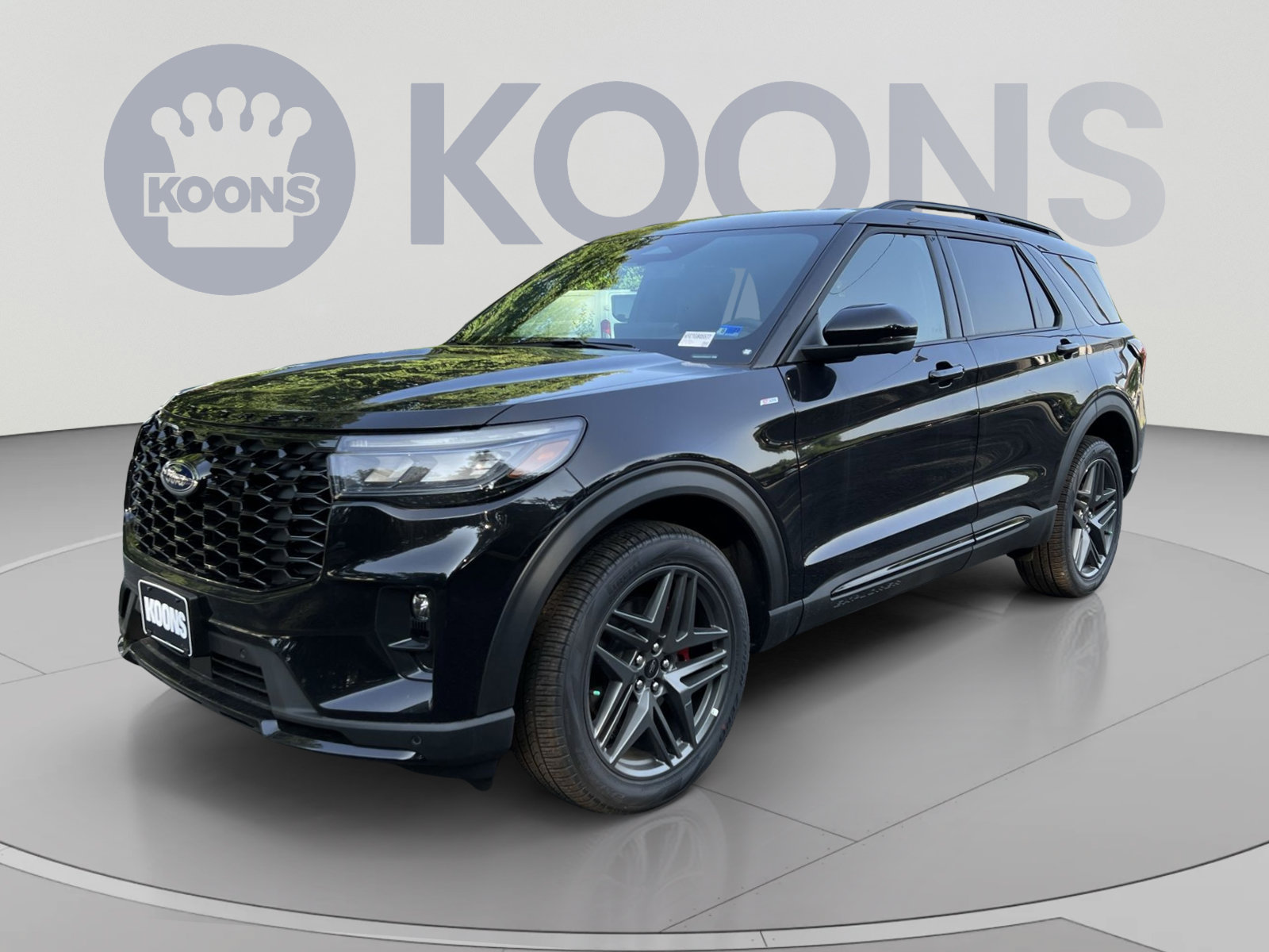 New 2026 Ford Explorer ST-Line w/ ST-Line Street Pack AWD/4WD image 1