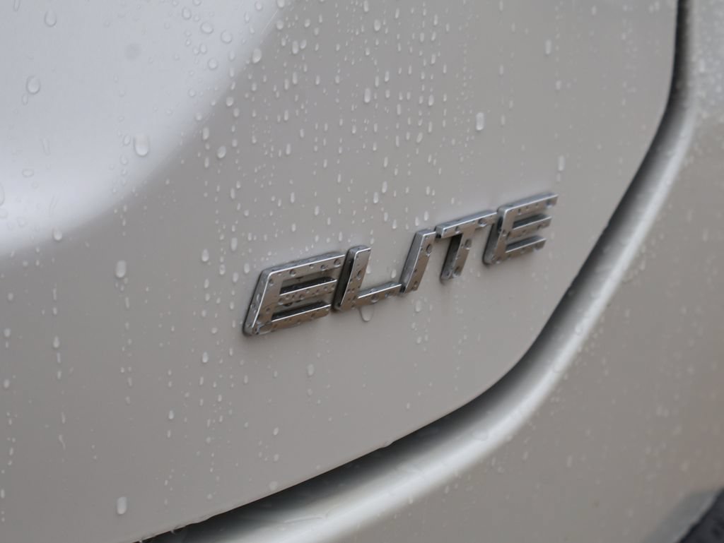 Used 2025 Honda Pilot Elite image 40