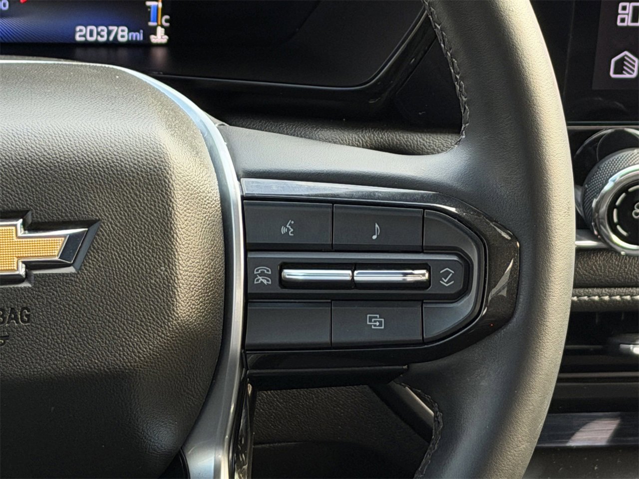 Certified 2023 Chevrolet Colorado LT image 15