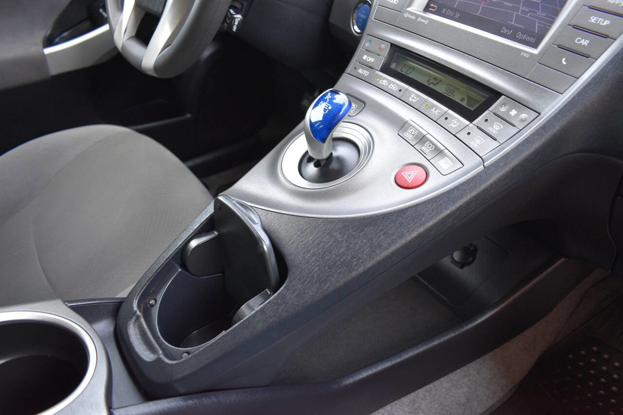 Used 2013 Toyota Prius Three image 26