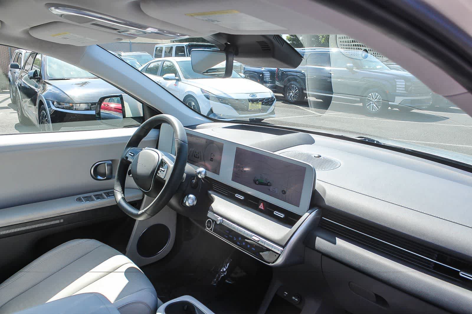 Used 2023 Hyundai Ioniq 5 Limited AWD/4WD image 21