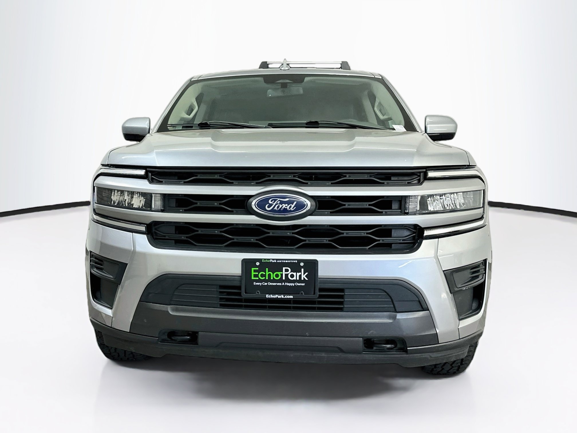 Used 2022 Ford Expedition Max XLT AWD/4WD image 2