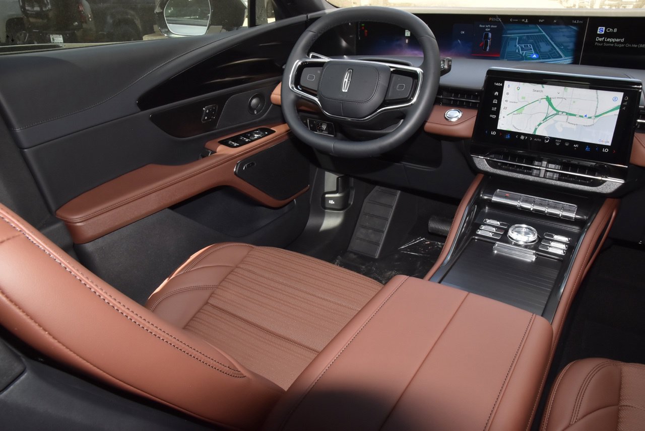 New 2026 Lincoln Nautilus Reserve AWD/4WD image 15