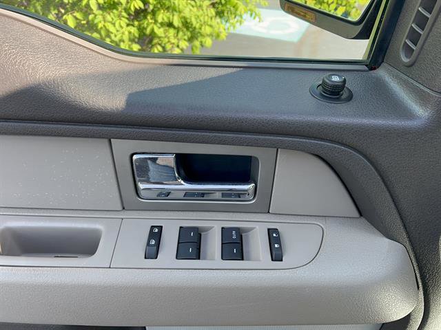 Used 2010 Ford F150 XLT AWD/4WD image 13
