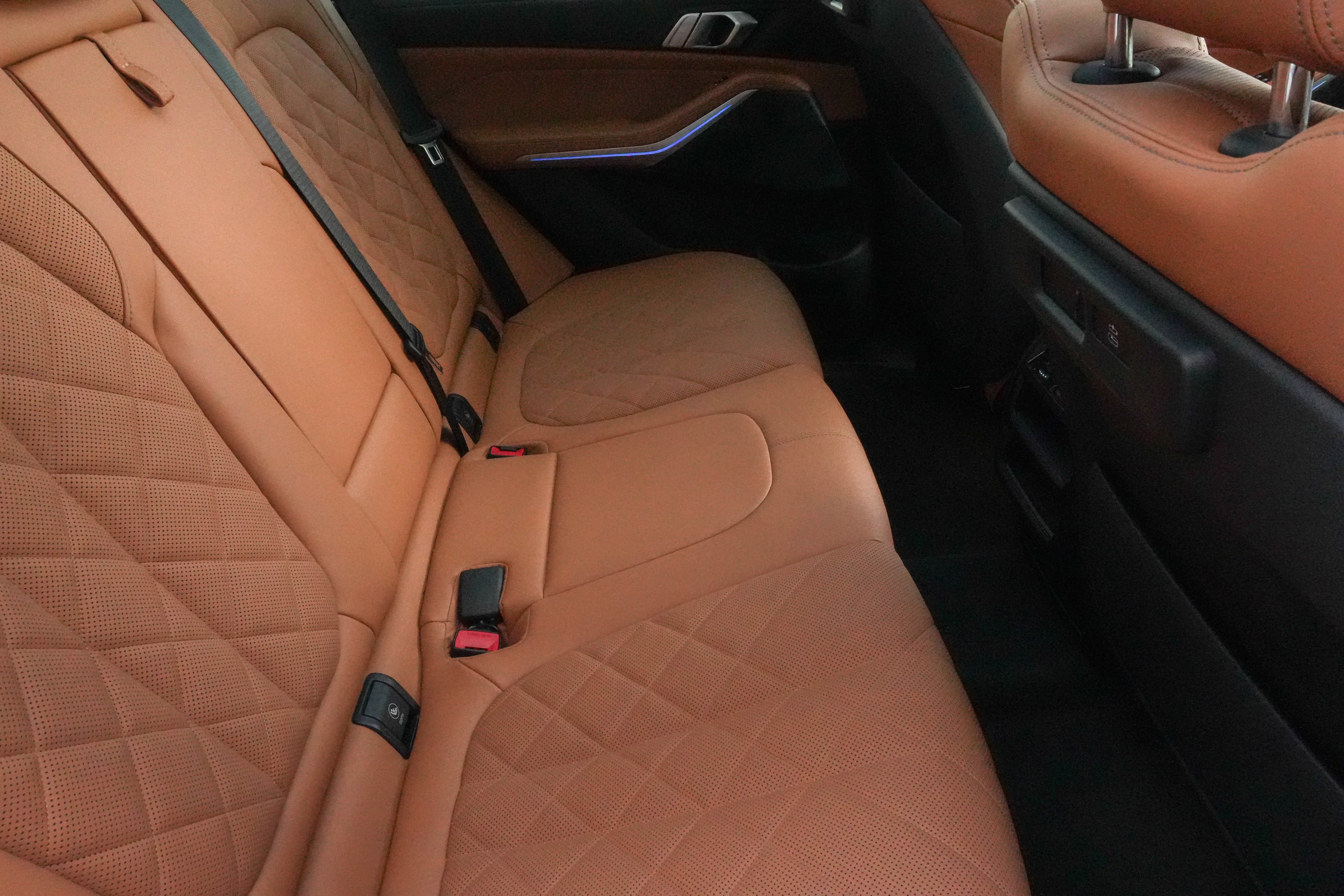 Certified 2023 BMW X5 xDrive40i w/ Premium Package image 38