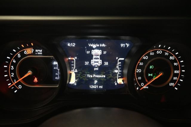 Used 2024 Jeep Wrangler Unlimited Rubicon w/ Technology Group AWD/4WD image 5