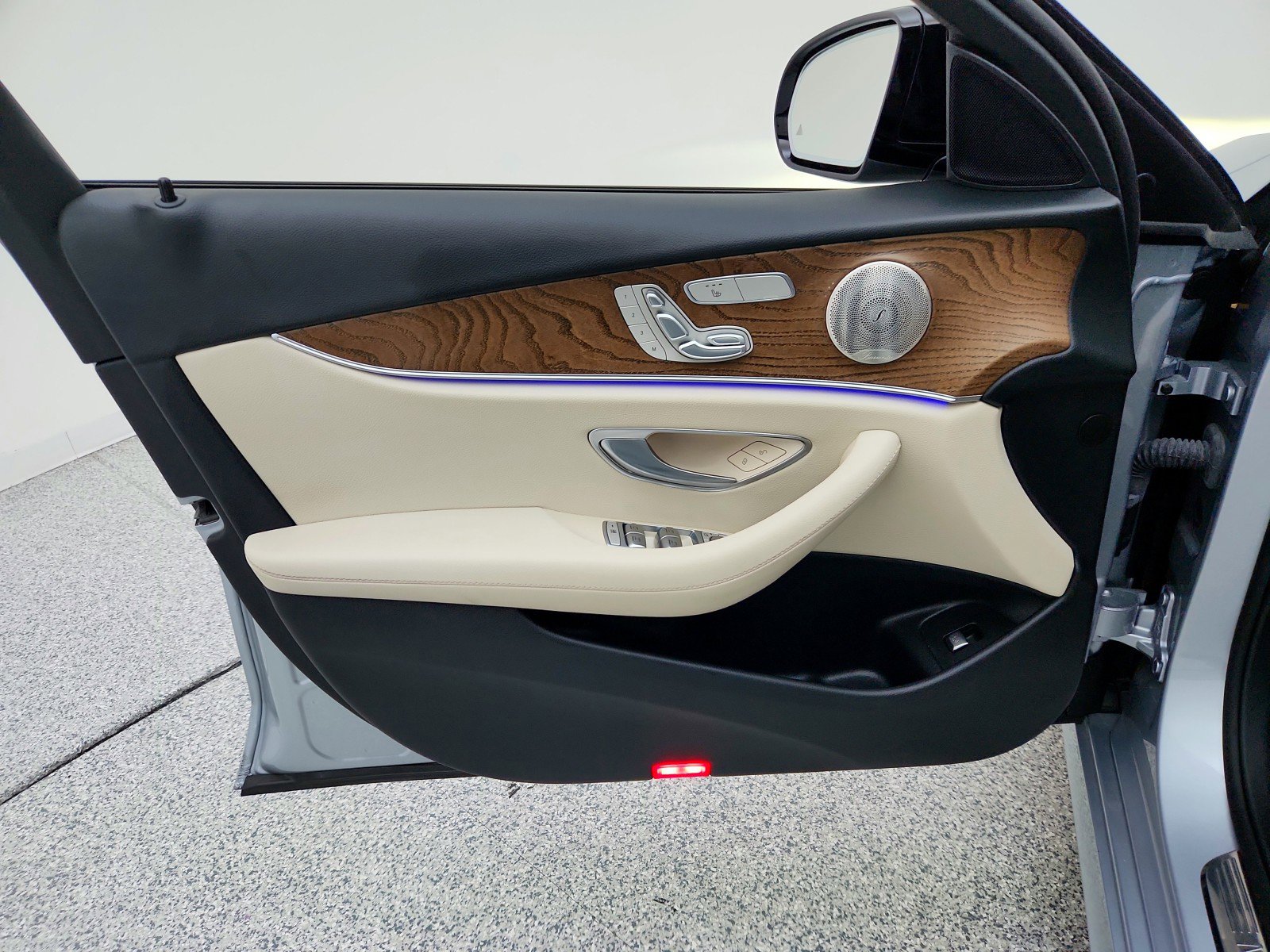Certified 2022 Mercedes-Benz E 350 Sedan image 25