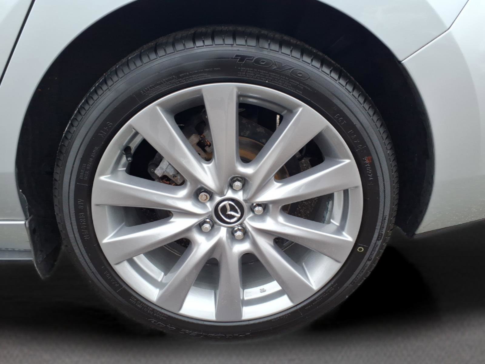 Used 2019 MAZDA MAZDA3 Sedan w/ Preferred Package image 18