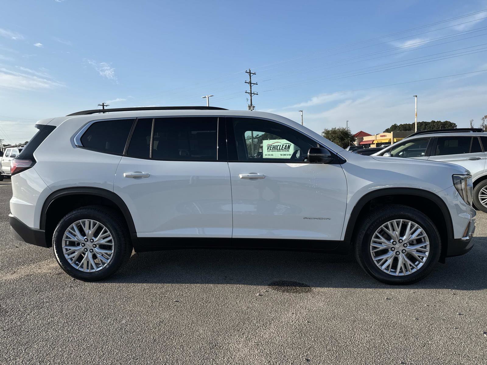 New 2026 GMC Acadia Elevation image 2