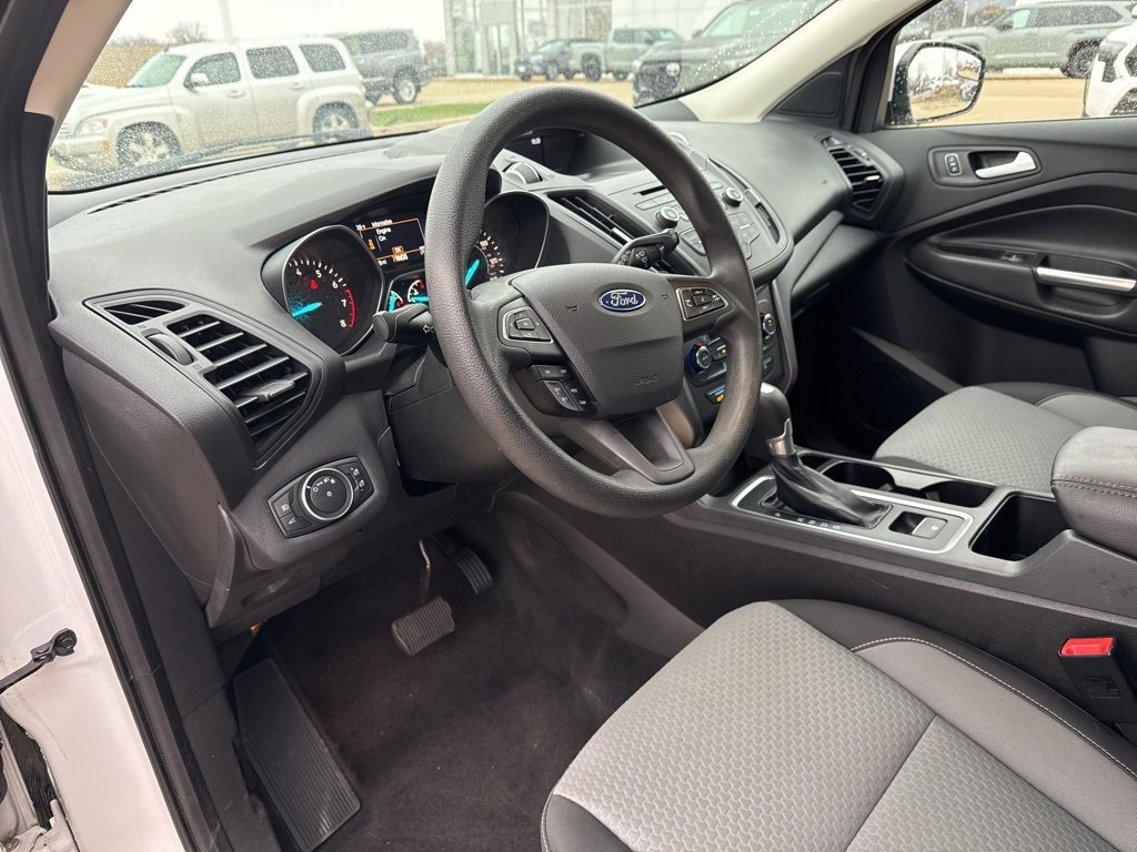Used 2017 Ford Escape SE image 8