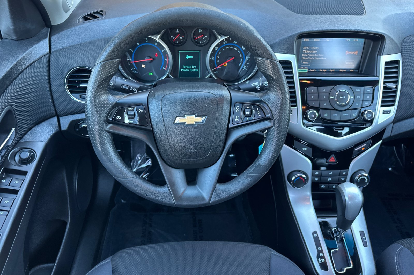 Used 2015 Chevrolet Cruze LT FWD image 13