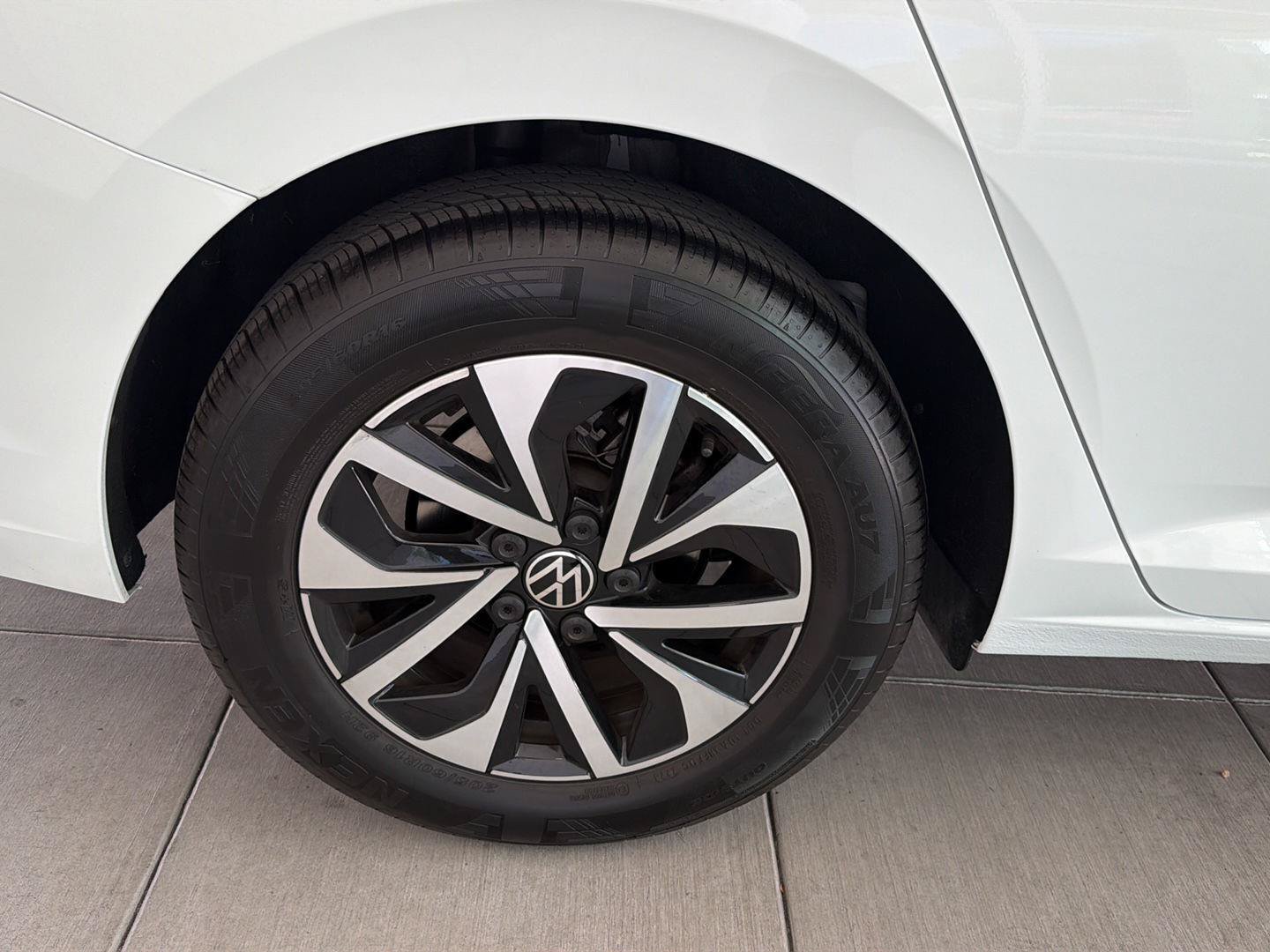 Certified 2024 Volkswagen Jetta S FWD image 11