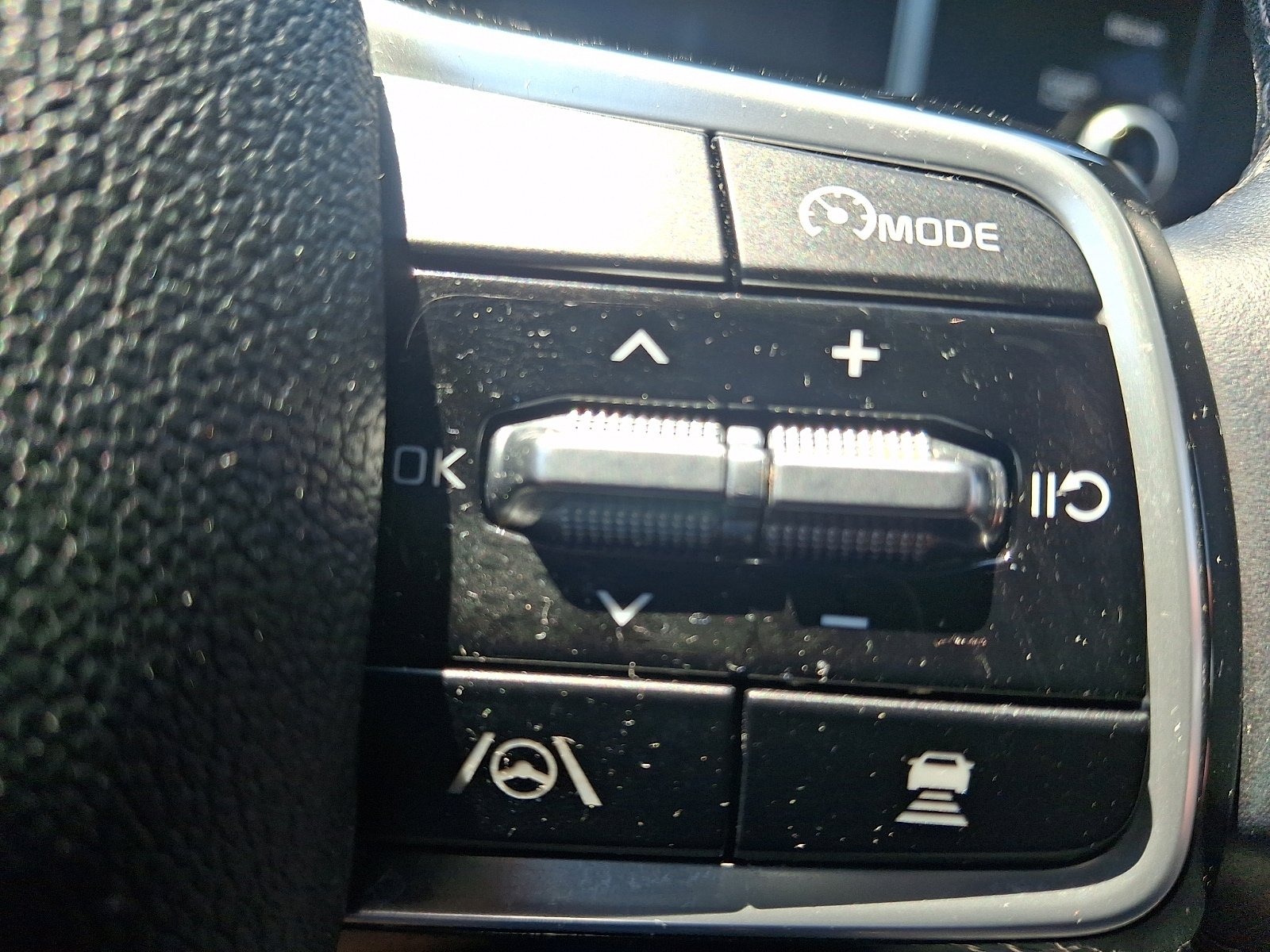 Used 2023 Kia Sorento EX w/ Panoramic Sunroof Package AWD/4WD image 21