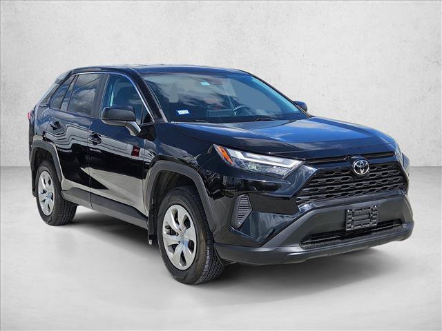 Used 2023 Toyota RAV4 LE FWD image 3