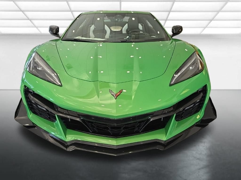 New 2027 Chevrolet Corvette Z06 RWD image 2