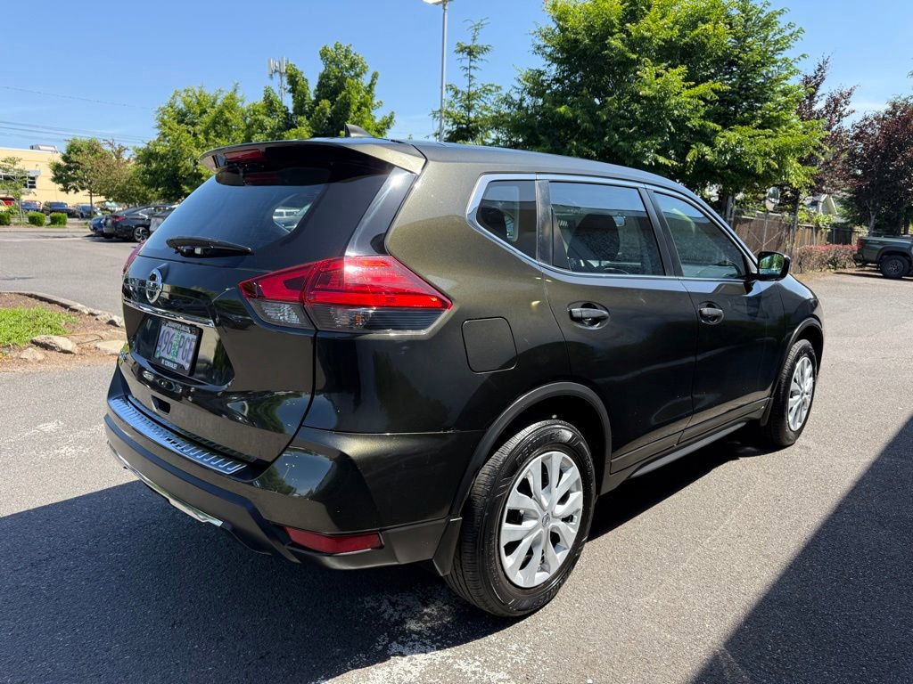 Used 2017 Nissan Rogue S FWD image 7