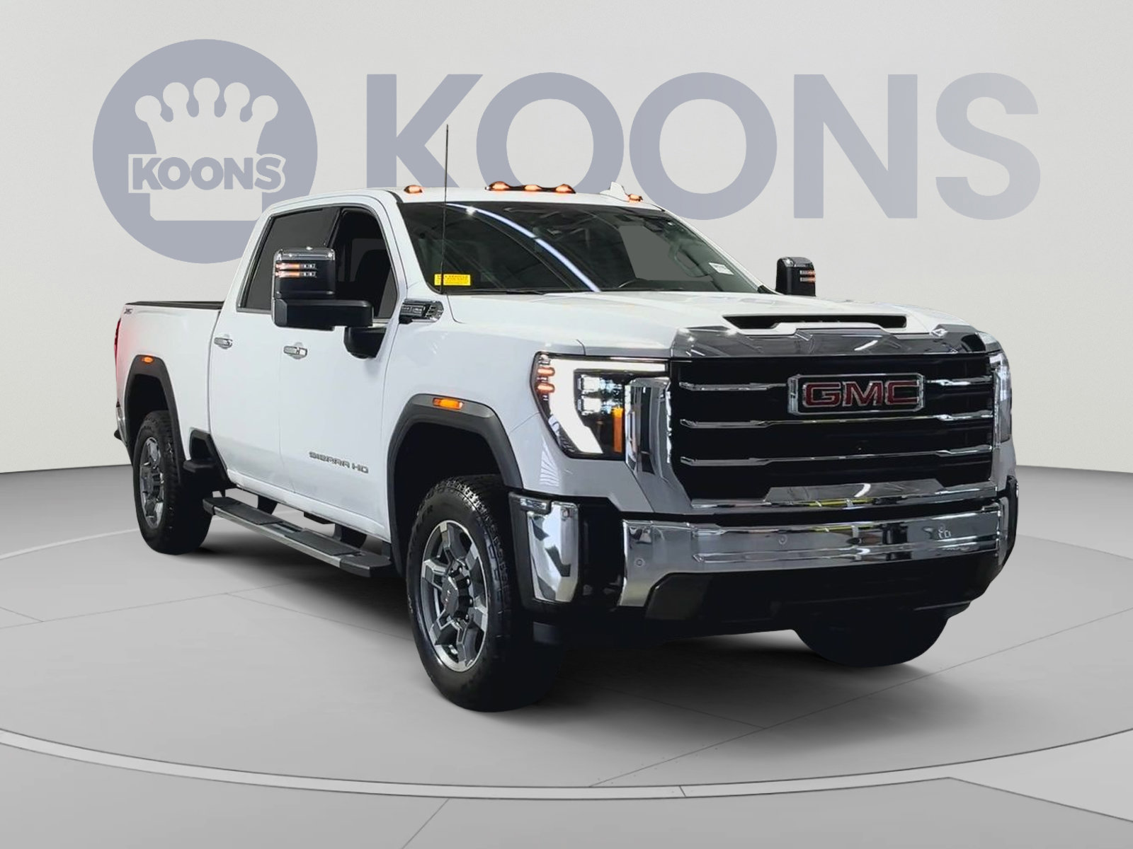 Used 2025 GMC Sierra 2500 SLT w/ SLT Premium Package AWD/4WD image 5