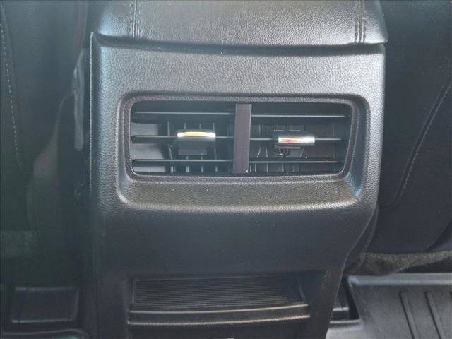 Used 2015 Ford Edge SEL w/ Equipment Group 201A image 15