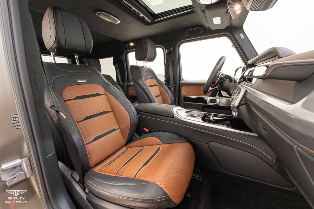 Used 2025 Mercedes-Benz G 63 AMG 4MATIC image 31