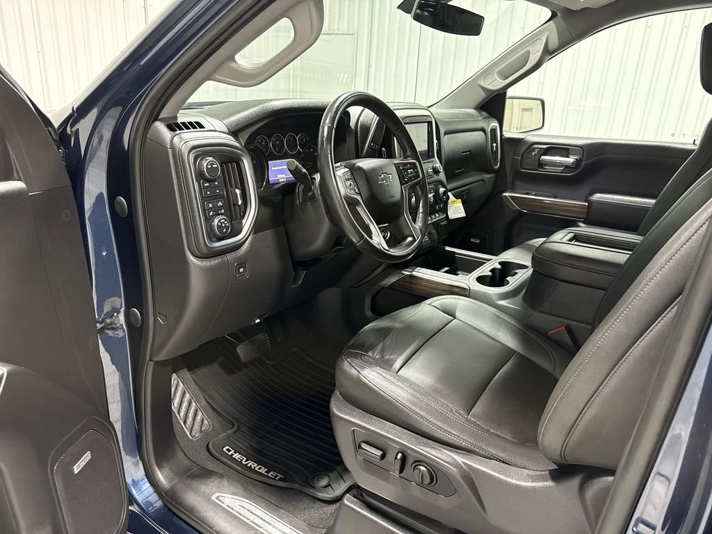 Used 2021 Chevrolet Silverado 1500 LT Trail Boss w/ Convenience Package II image 10