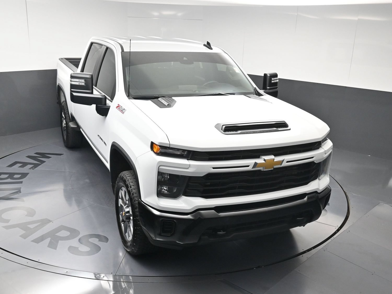 Used 2024 Chevrolet Silverado 2500 Custom w/ Custom Value Package AWD/4WD image 32