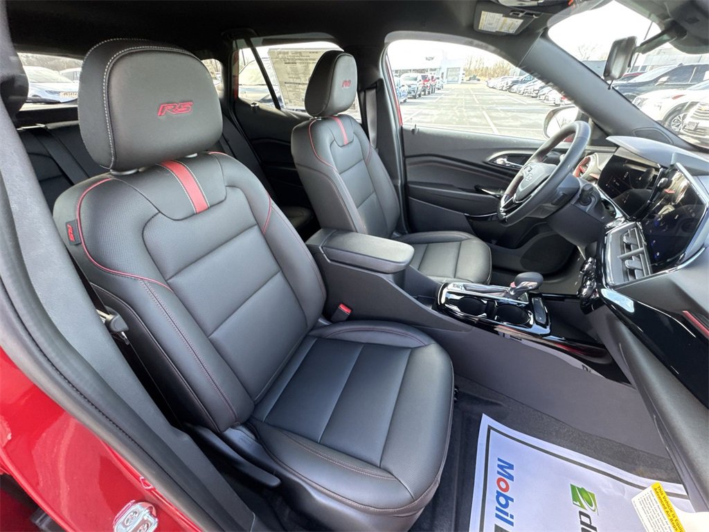 New 2026 Chevrolet Trax RS w/ Driver Confidence Package image 24